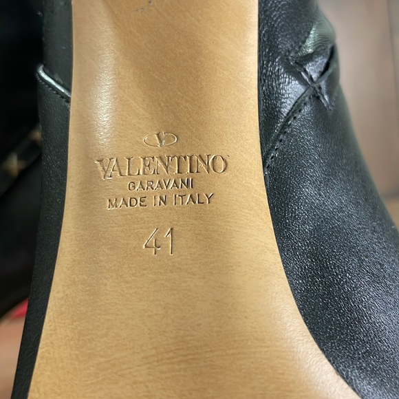 Valentino Garavani Rockstud square toe ankle boot in nappa - Picture 8 of 15